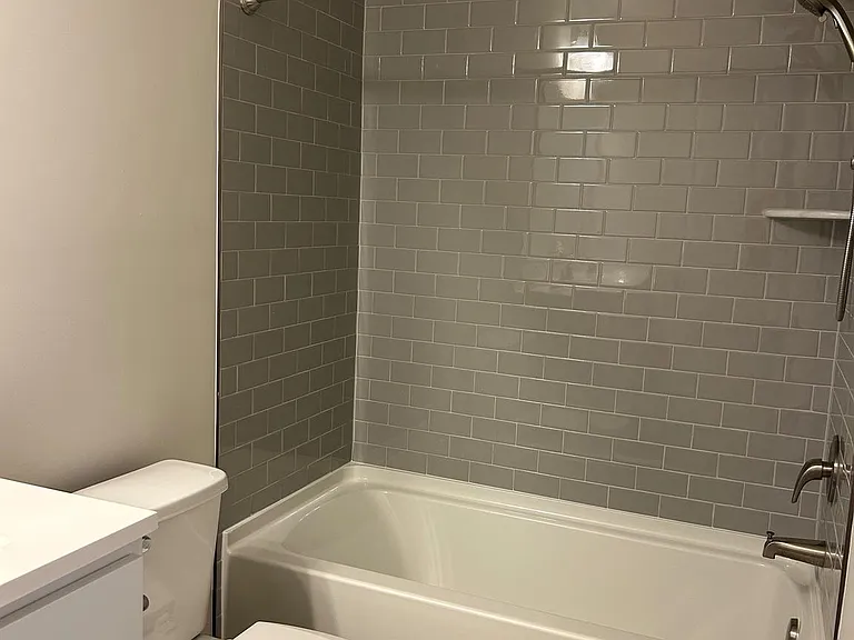 406 Freeman St — Photo 11