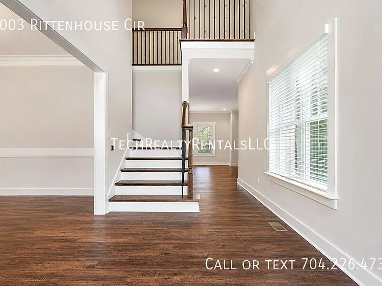 8003 Rittenhouse Cir — Photo 4