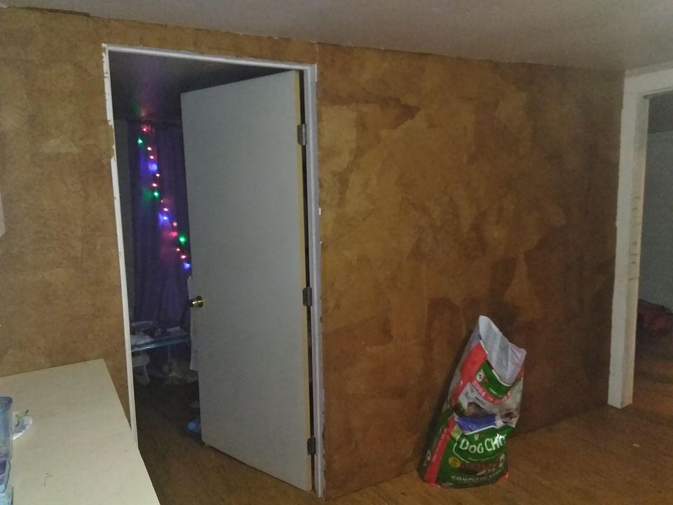 2nd image of 421 Elm St