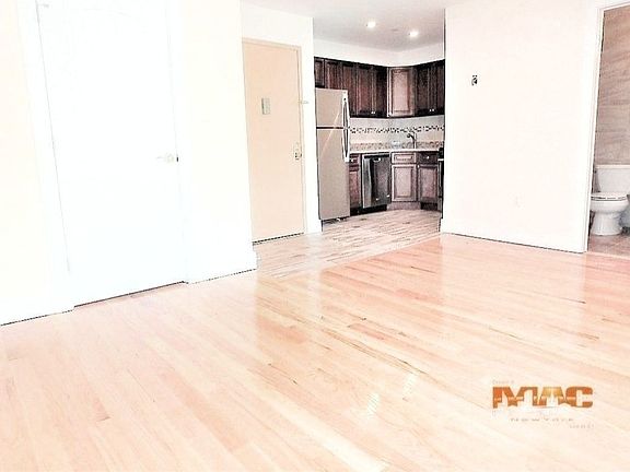 5th image of 30-84 29th St #3