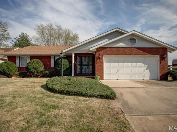 1814 Muny Vista Ct, Alton, IL 62002