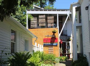 251 E Main St, Harbor Springs, MI 49740