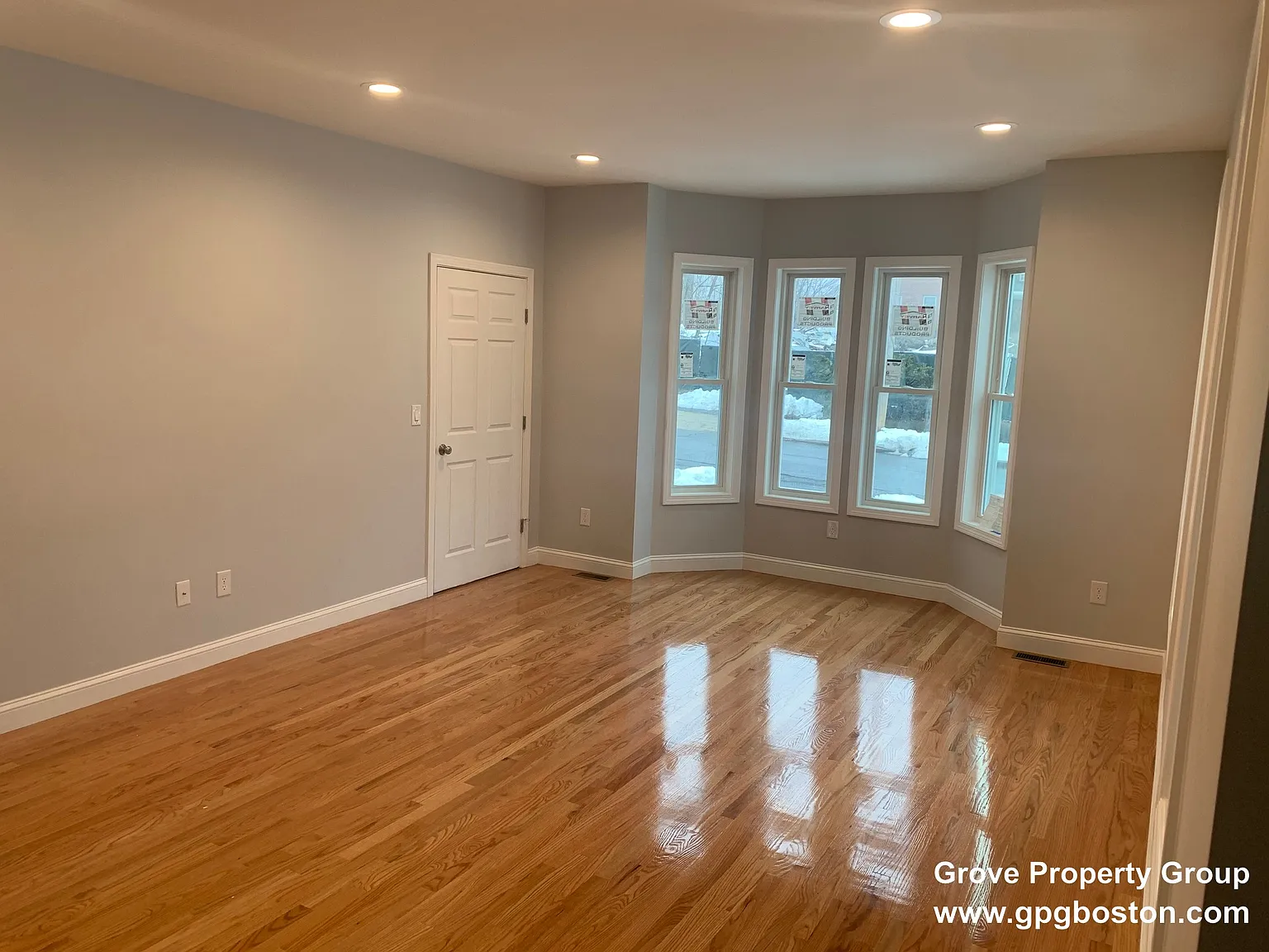 2 bed, 1.0 bath, $2,900 — Photo 4