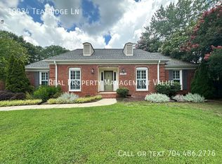 10024 Tealridge Ln, Charlotte, NC 28277