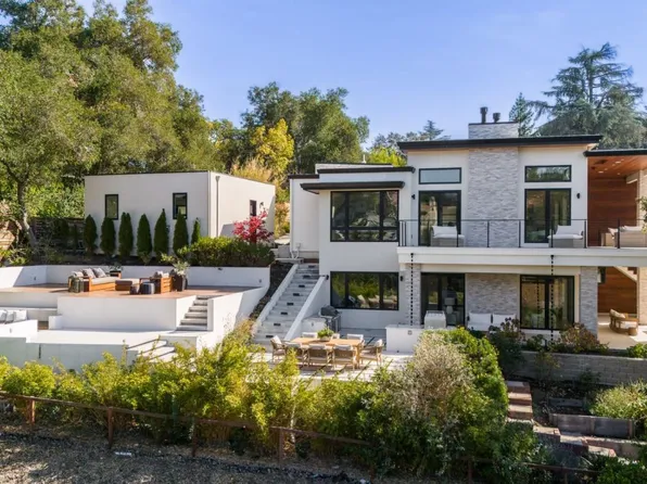 1669 Whitham Ave, Los Altos, CA 94024