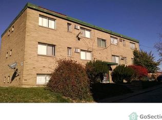 1845 Cliffview Rd APT 301, Cleveland, OH 44112