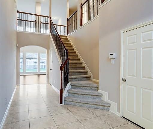 3rd image of 5027 Beech Fern Dr