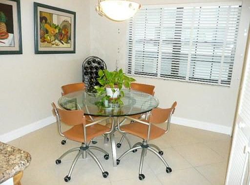3rd image of 609 Almeria Av U #302