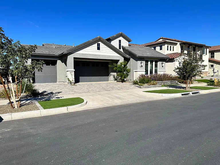 9616 E Rainbow Ave — Photo 4
