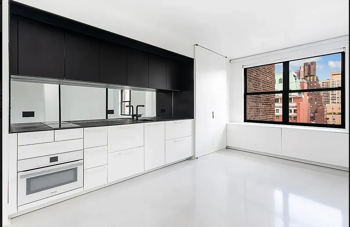 237 Madison Avenue — Photo 1