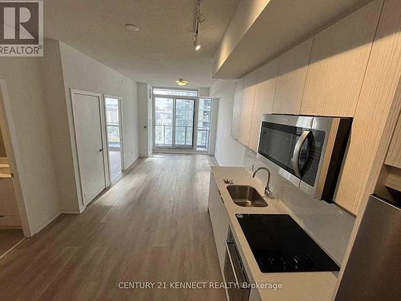 4th image of 38 Forest Manor Rd #1501