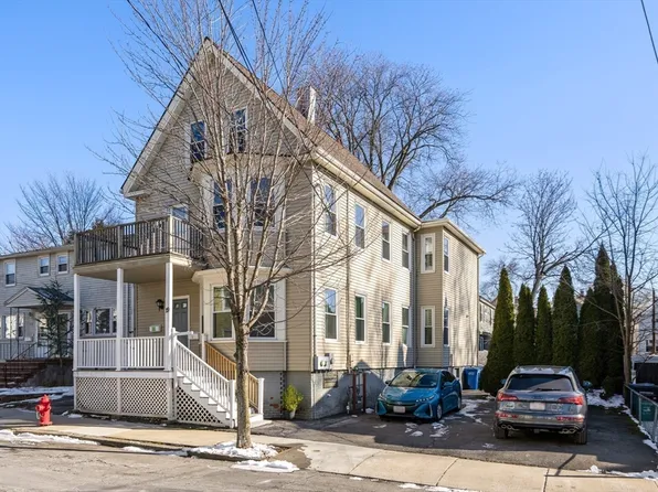 19 Trull St, Somerville, MA 02145