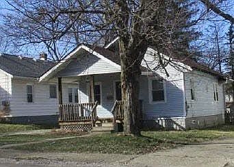 2nd image of 1935 Newton St