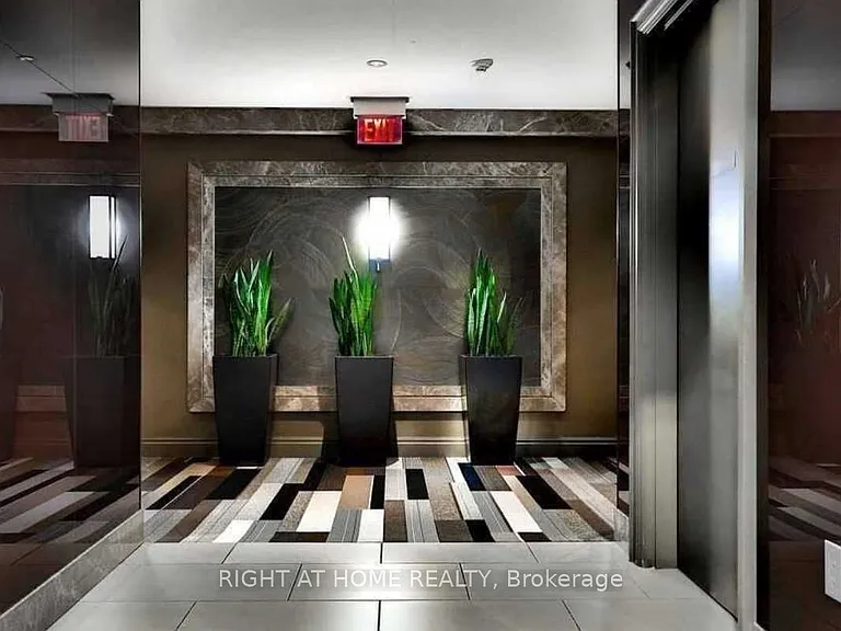 385 Prince Of Wales Dr #3310 — Photo 4