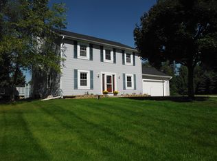 S58W29956 Lorraine Dr, Waukesha, WI 53189