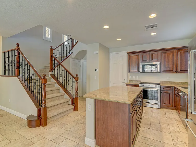 11330 Corsica Mist Ave — Photo 12