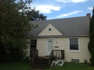 21931 Caledonia Ave, Hazel Park, MI 48030