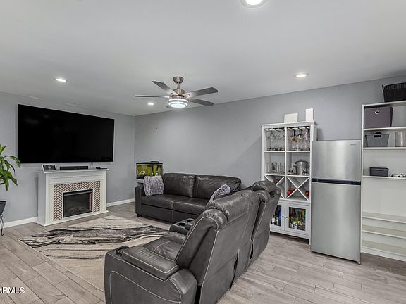 3rd image of 5209 N 18TH Drive