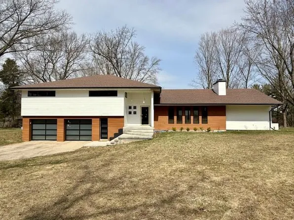 174 Thomas St, Allegan, MI 49010