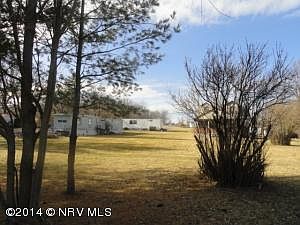 2nd image of 680 Jennelle Rd
