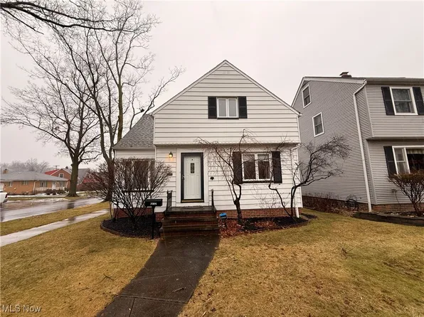 3104 W 155th St, Cleveland, OH 44111