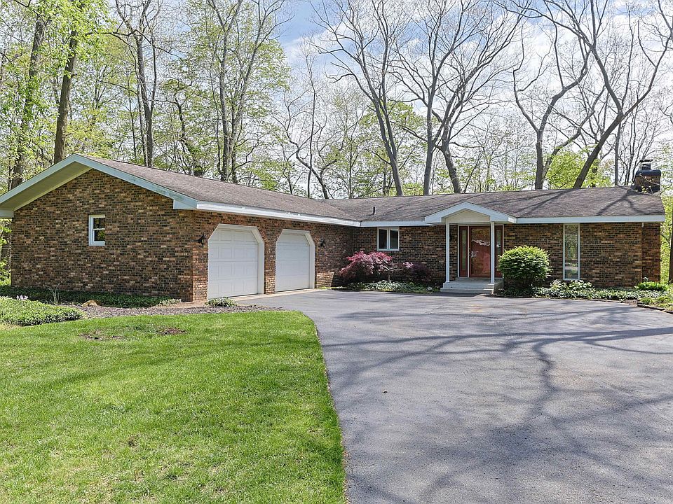 1st image of 125 Scenic View Dr