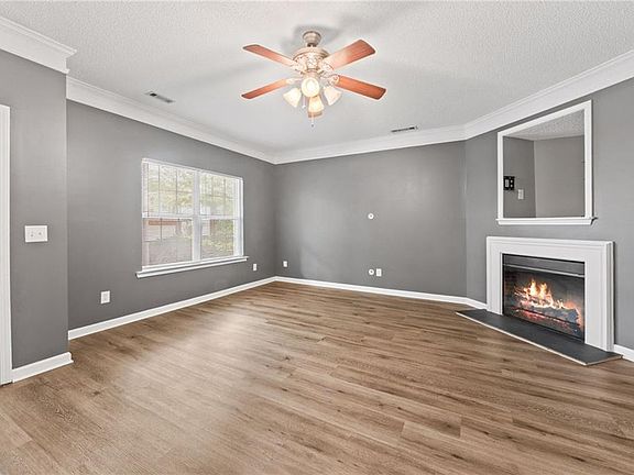 5th image of 424 Buckboard Ln