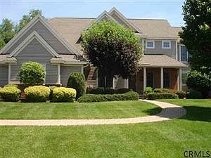 1st image of 28 Overlook Dr
