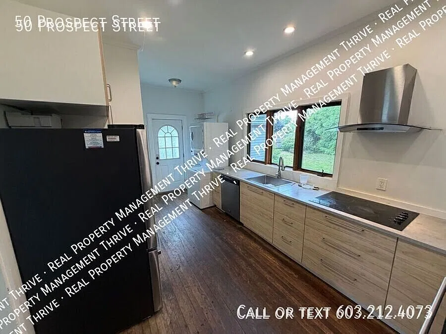 Charming 3br, 1.5 Bath Historical Home - Deposit Free Option Through Obligo — Photo 3