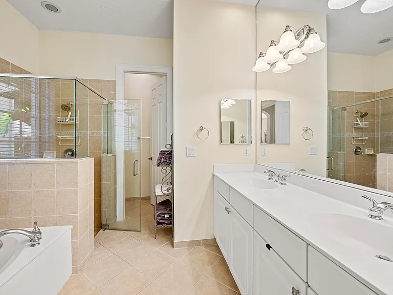 1043 Vintner Blvd — Photo 37