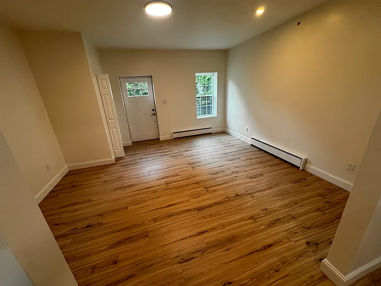 42 Johnston Ave #6 — Photo 3