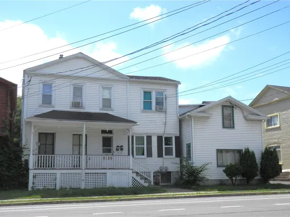 107-109 W Main St, Waterloo, NY 13165