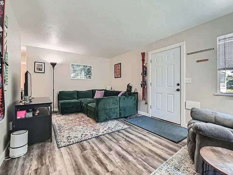 1643 NE 74th Ave — Photo 19