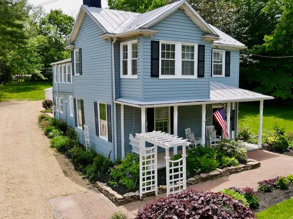 218 S Church St, Berryville, VA 22611