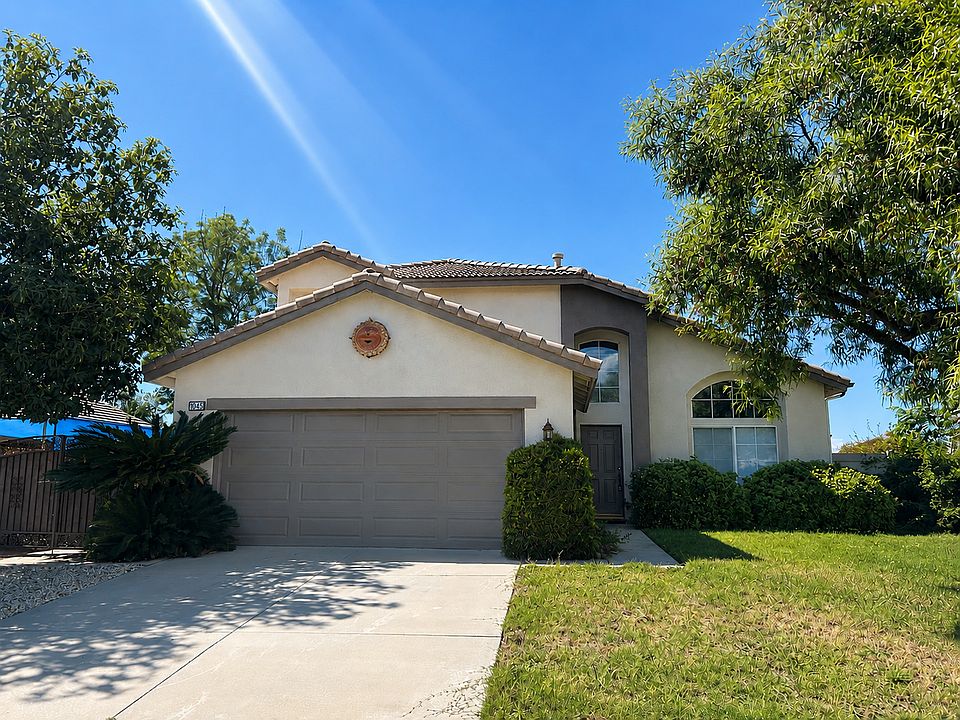 1st image of 1045 Willmont Way
