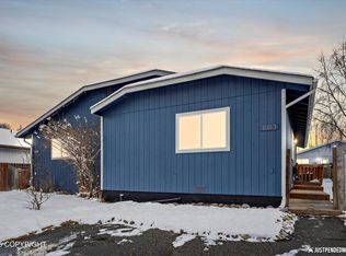 10113 Goose Berry Pl, Anchorage, AK 99515