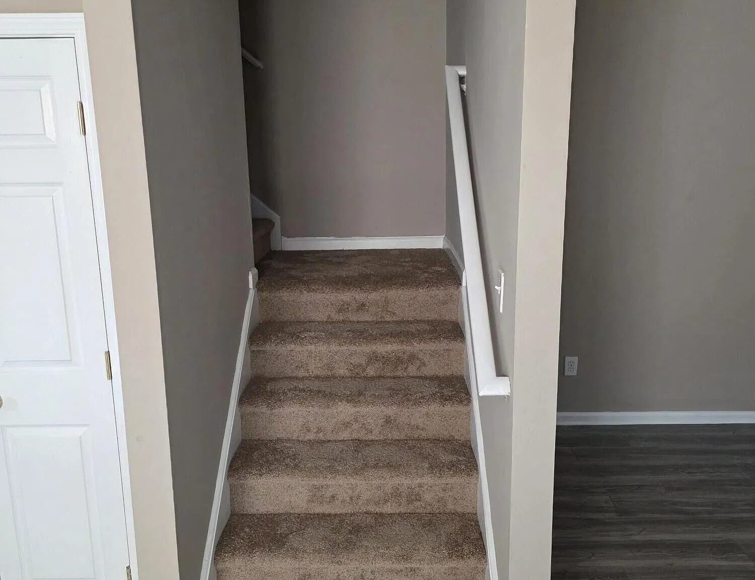 3 bed, 2.5 bath, 1470 sqft, $1,500 — Photo 4