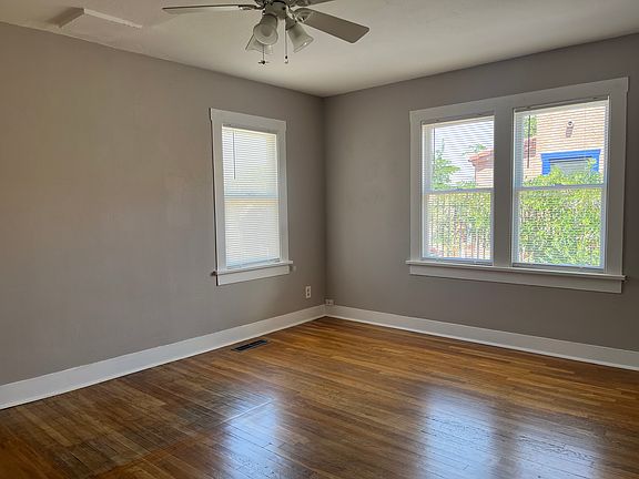 4th image of 406 Princeton Dr SE