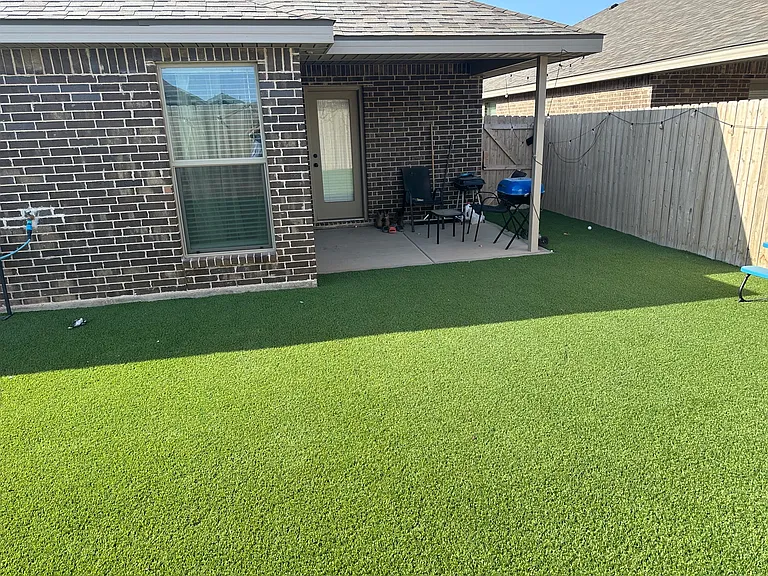 301 Farmstead Ln — Photo 16