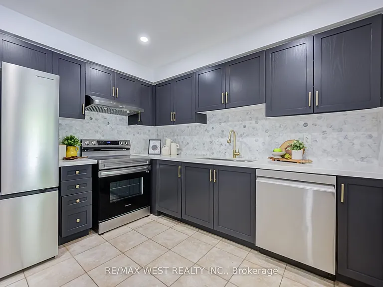 7360 Zinnia Pl #77 — Photo 5