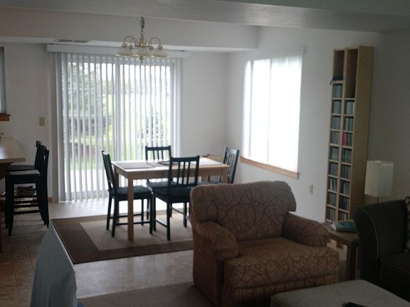 5th image of 430 S Concord Ave APT A