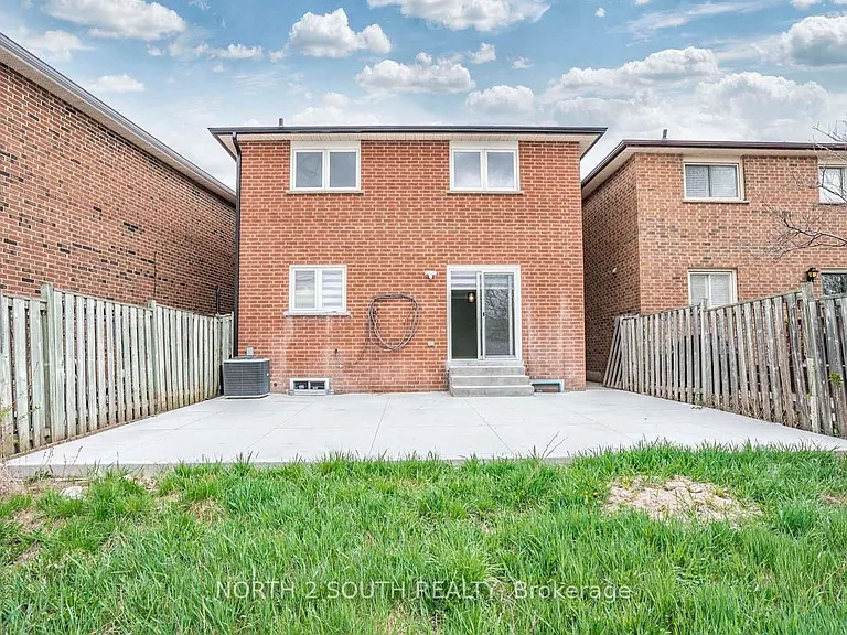 37 Loire Ct #UPPER — Photo 39