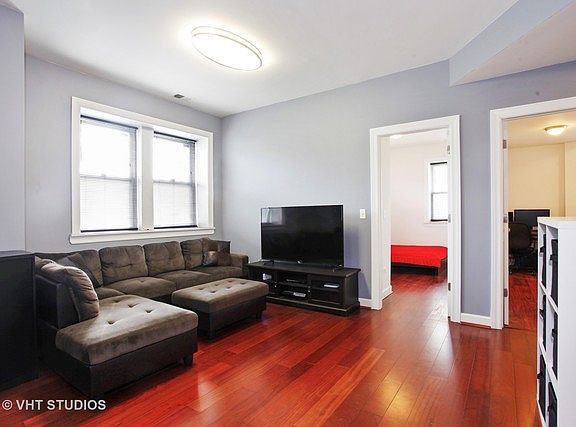 2nd image of 5158 N Avers Ave APT G