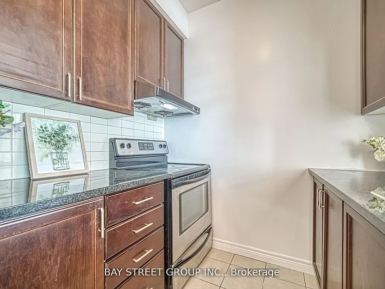 70 Town Centre Ct #Penthouse 3603 — Photo 5