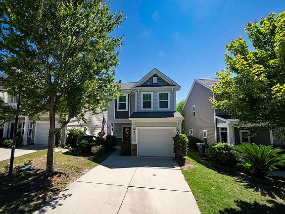 3rd image of 125 Misty Dew Ln