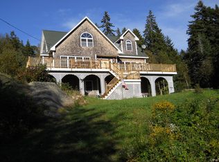 439 Calderwood Neck Rd, Vinalhaven, ME 04863