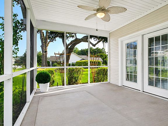 4th image of 2649 Woodfield Ct