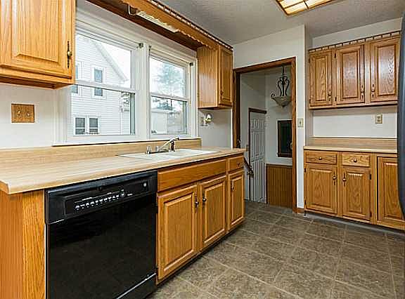 4th image of 609 E Ashland Ave