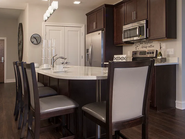 Eight55 Apartments — Photo 15