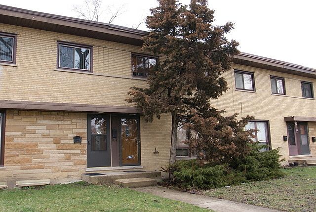 1st image of 216 E Highland Ave